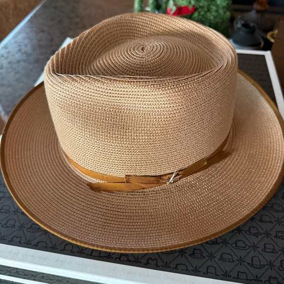 Stetson Stratoliner Milan Fedora, Cognac, Size 7 3/8 (59) - Picture 3 of 11